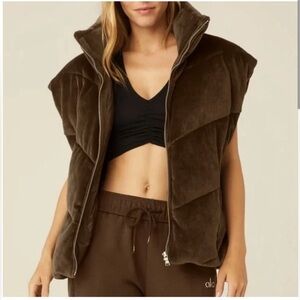 Alo Yoga Velours Ribbed Vest